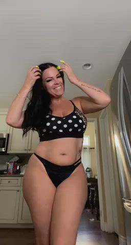 Sexy MILF Bloopers … I Like To Fuck But I Also Love To Laugh