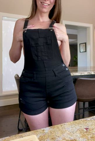 Think The Neighbors Will Mind If I Wear This While I Work Outside Today? – 40yo Mom Of 1