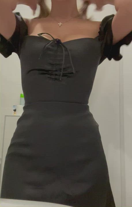 What Would You Do If I Come In This Dress On Our First Date?