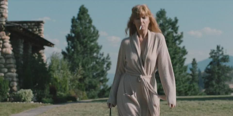 Kelly Reilly (41) In “Yellowstone” (2017-)