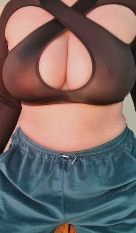 These Boobs Are Made For Dropping And That’s Just What They’ll Do [oc]