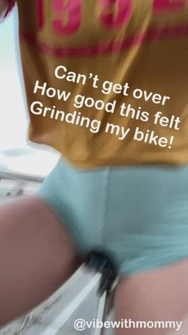 I Can’t Get Over How Good It Feels To Grind My Camel Toe Pussy On My Bike! [f] Milf