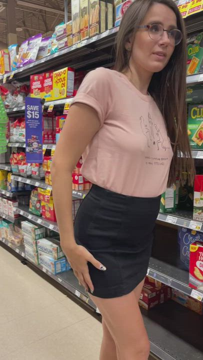 I Wore My Butt Plug Grocery Shopping [GIF]
