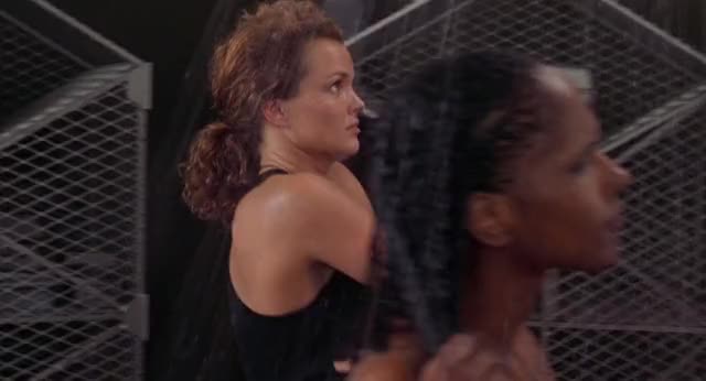 Dina Meyer Tits Out In Startship Troopers