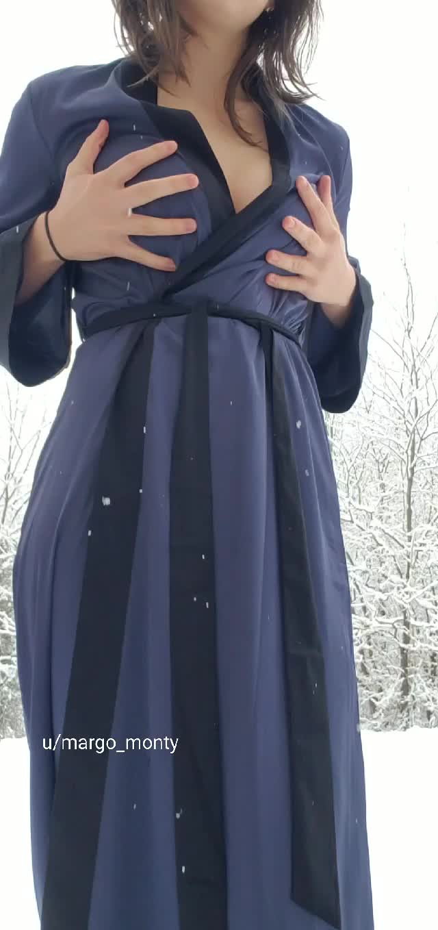 I’d Call Myself A Snow Angel But I’m Way Too Naughty For That ? [oc] [gif]