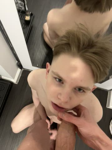 (18 Twink) Use Me Like Ur Personal Sex Toy??