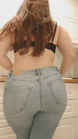Is My Ass Too Big?