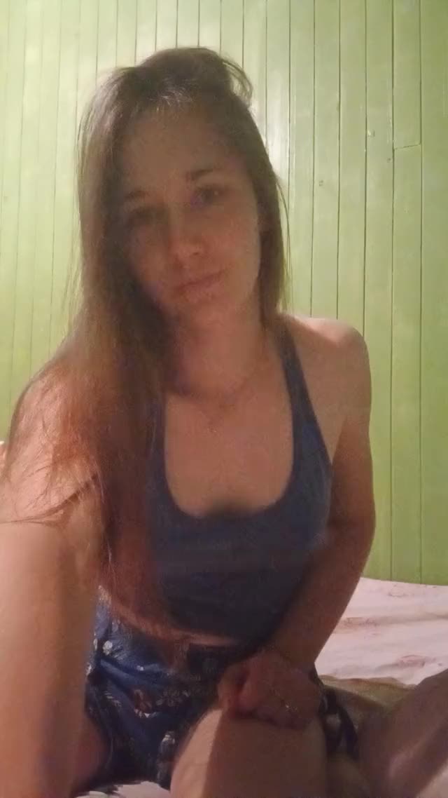 REAL FARMER GIRL ? 18 YO ? Interactive With All Fans ? Dick Ratings ?- Customs ?- Solo ? (Anal Vaginal And Much More) ? DAILY Post :) ? Come To See Me And We Can CUM Together ?